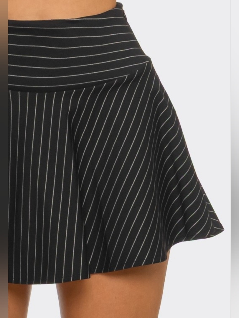 90s Black And White A-Line Pinstripe Skirt New NWT - Picture 2 of 2